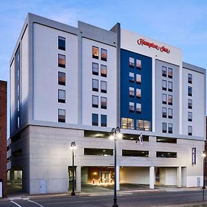 Hampton Inn Massillon